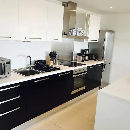Appartement De Standing, 2 Chambres, Vue Mer Dans Une Residence Securisee * Propriano (Corsica)